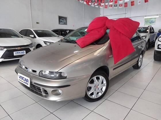 FIAT MAREA 1.8 MPI SX 16V GASOLINA 4P MANUAL FIAT MAREA 1.8 MPI SX 16V GASOLINA 4P MANUAL